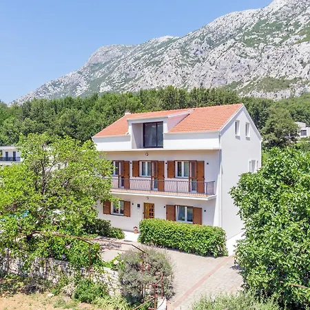 Vila Knez Gata